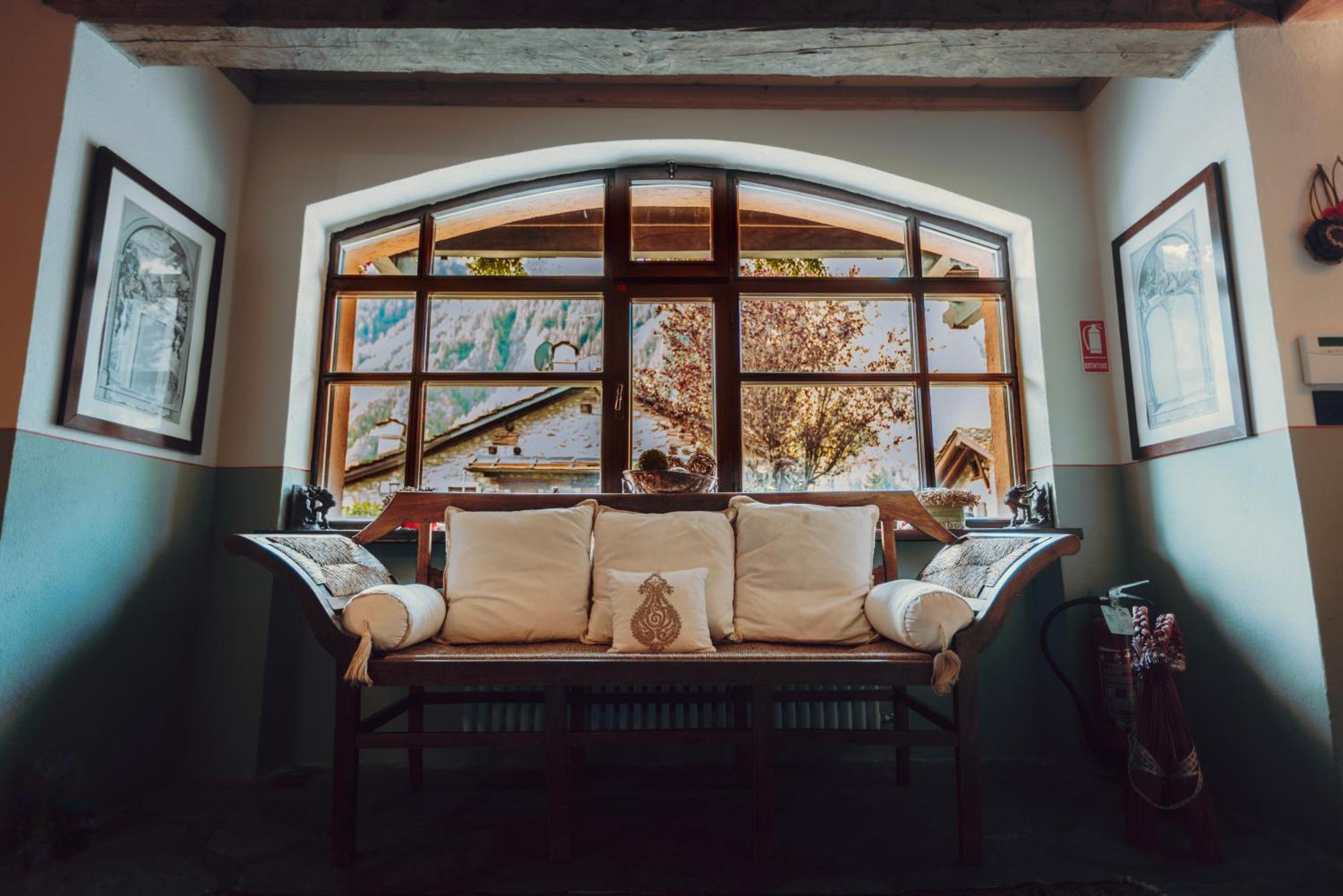 Locanda La Brenva - Estella Hotel Collection & Experience Courmayeur Extérieur photo