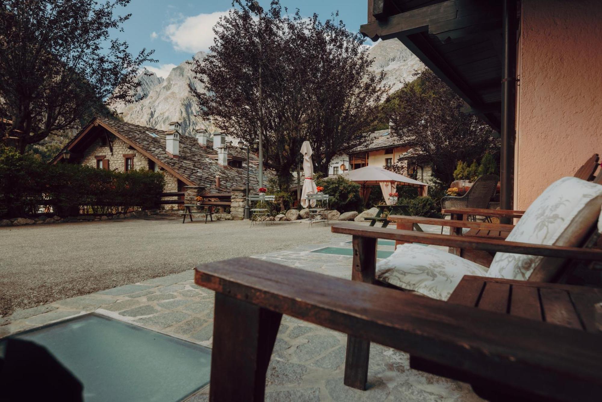 Locanda La Brenva - Estella Hotel Collection & Experience Courmayeur Extérieur photo